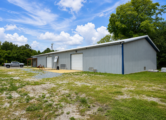 254 Water Plant Rd: Move-In-Ready Commercial Building For Sale in Port St Joe, FL
